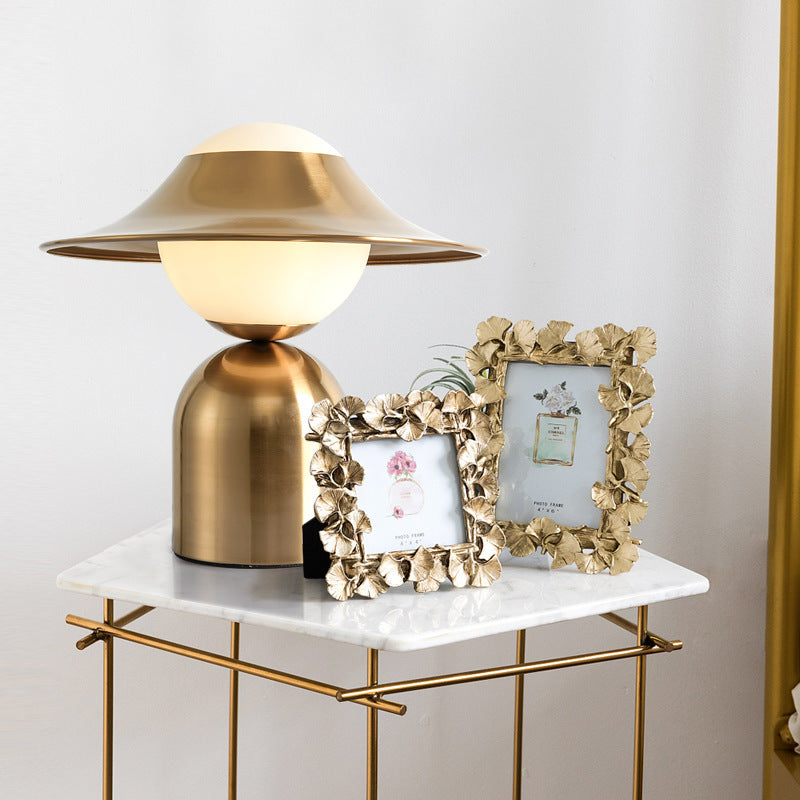 Creative Hat Design Golden Table Lamp
