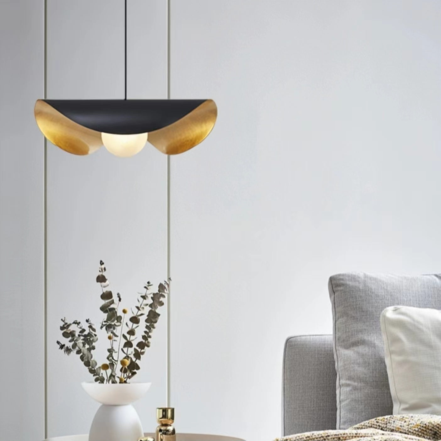 Nordic Metal Living Room Pendant Light