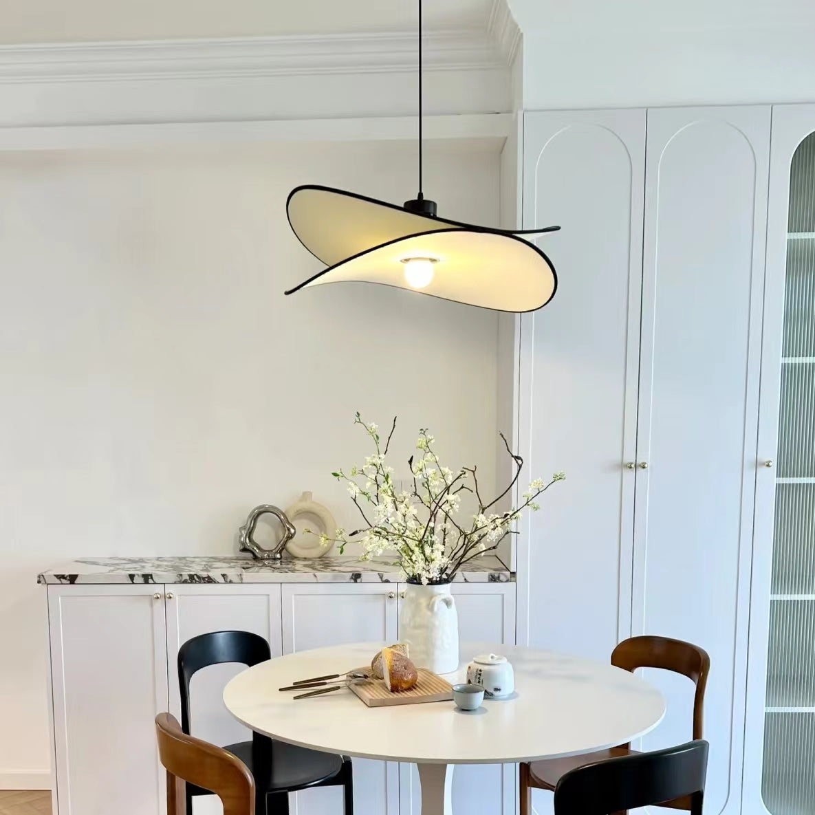 Suspension en tissu beige de style créatif