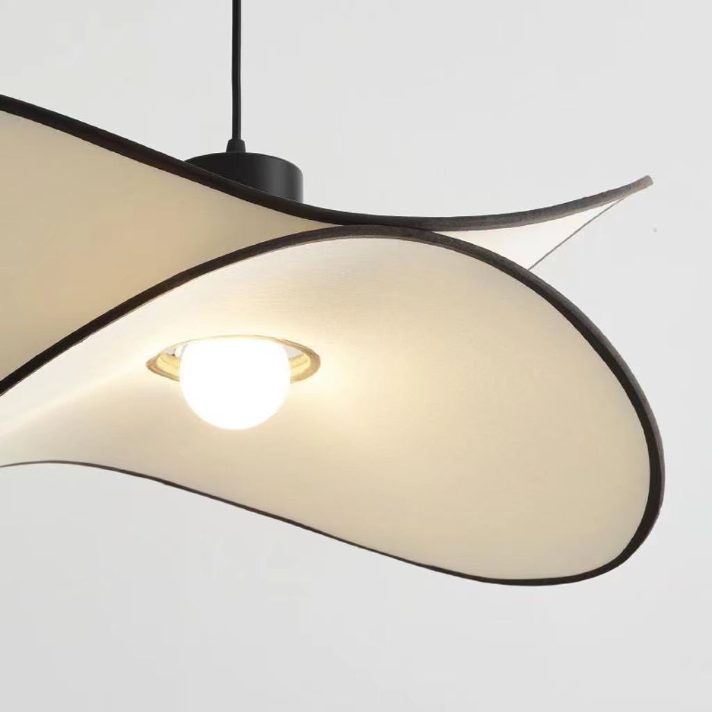 Suspension en tissu beige de style créatif
