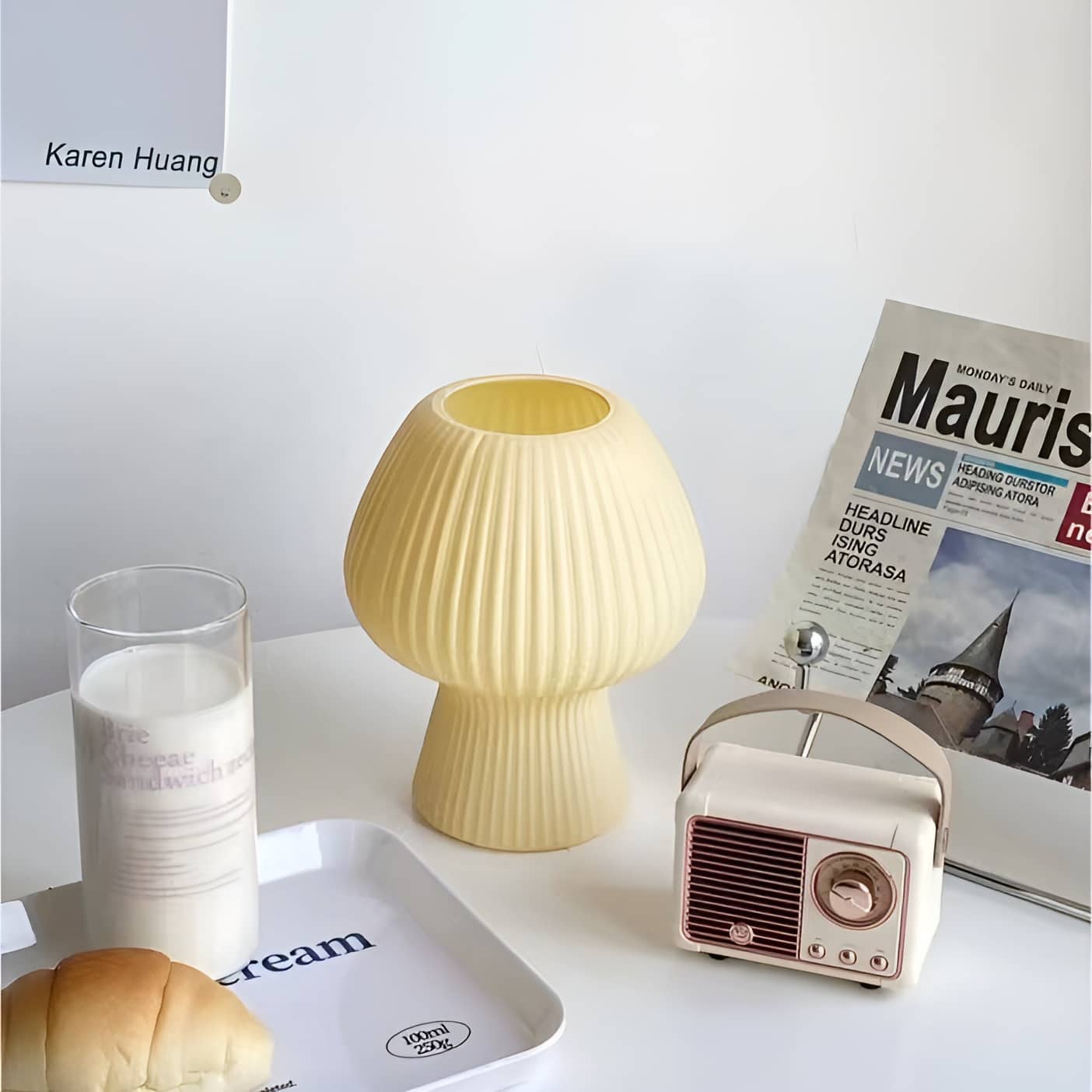 Cute Ribbed Glass Mushroom Bedside Lamp