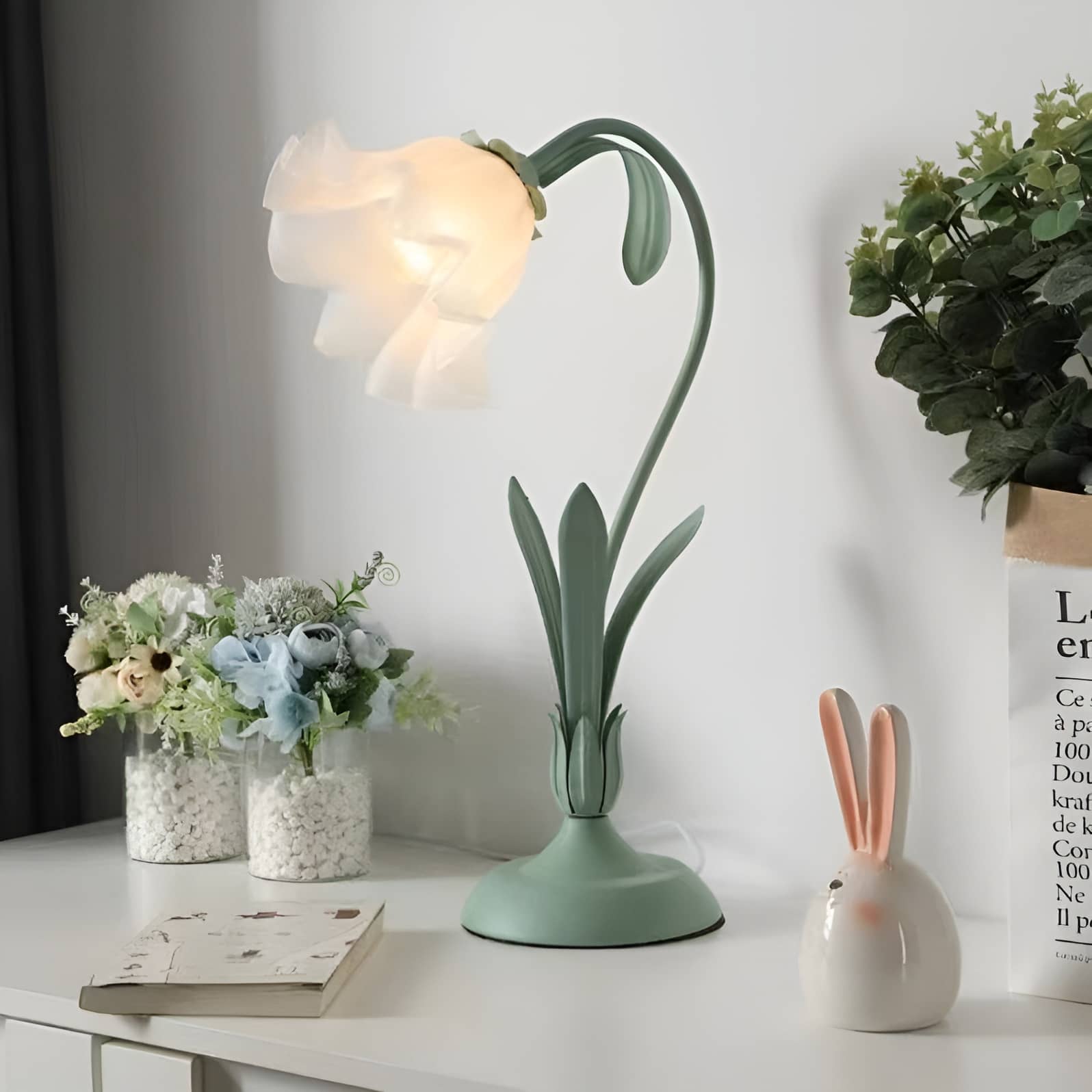 Art Nouveau Acrylic Lily Flower Table Lamp
