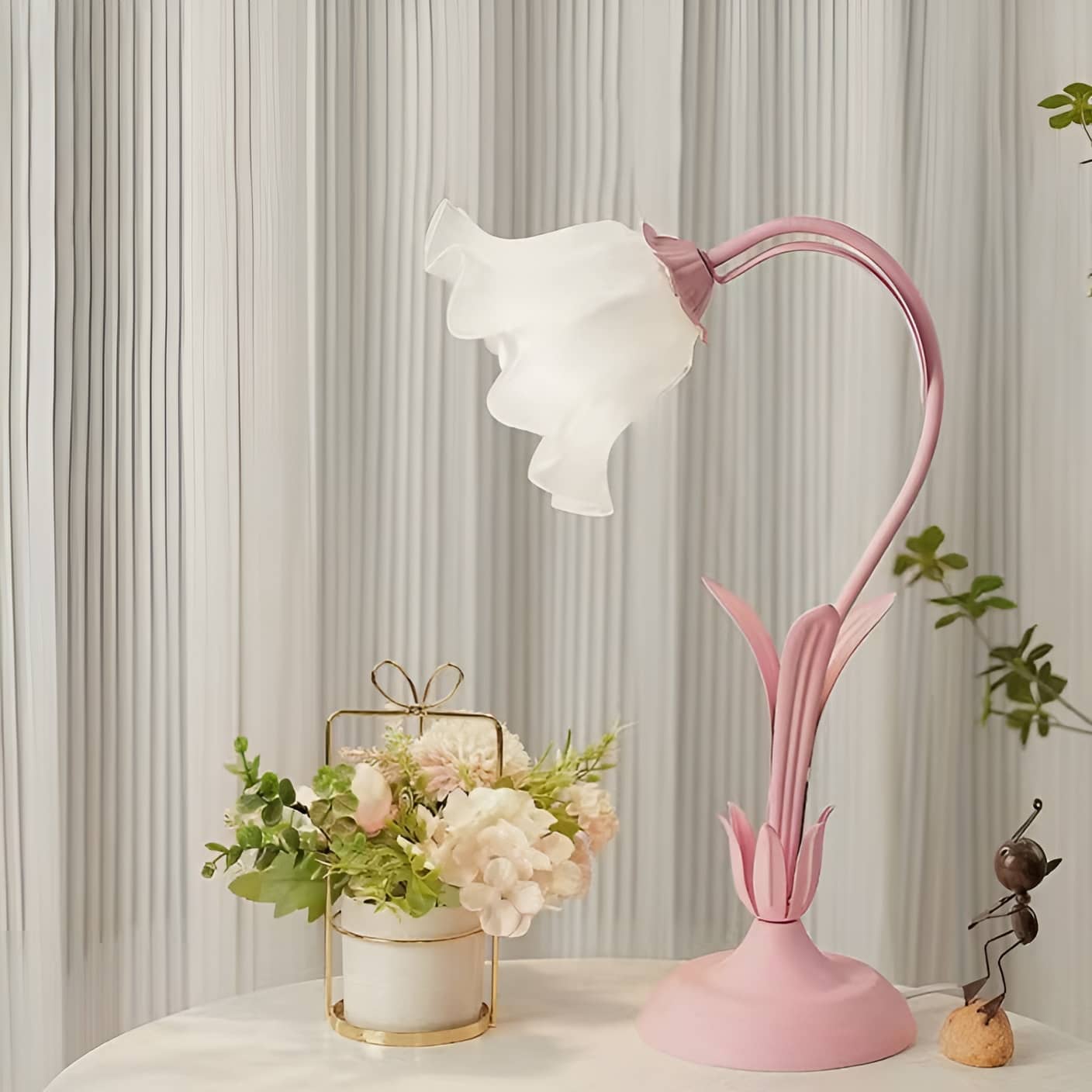 Art Nouveau Acrylic Lily Flower Table Lamp