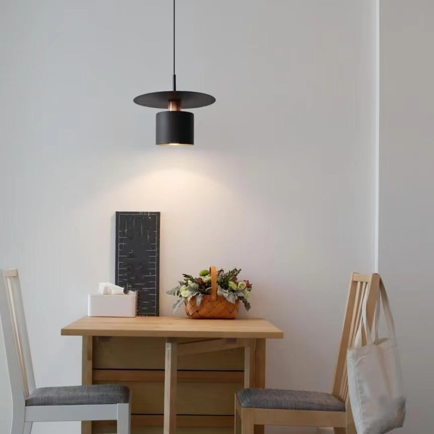 Italian Modern Minimalist Iron Pendant Light