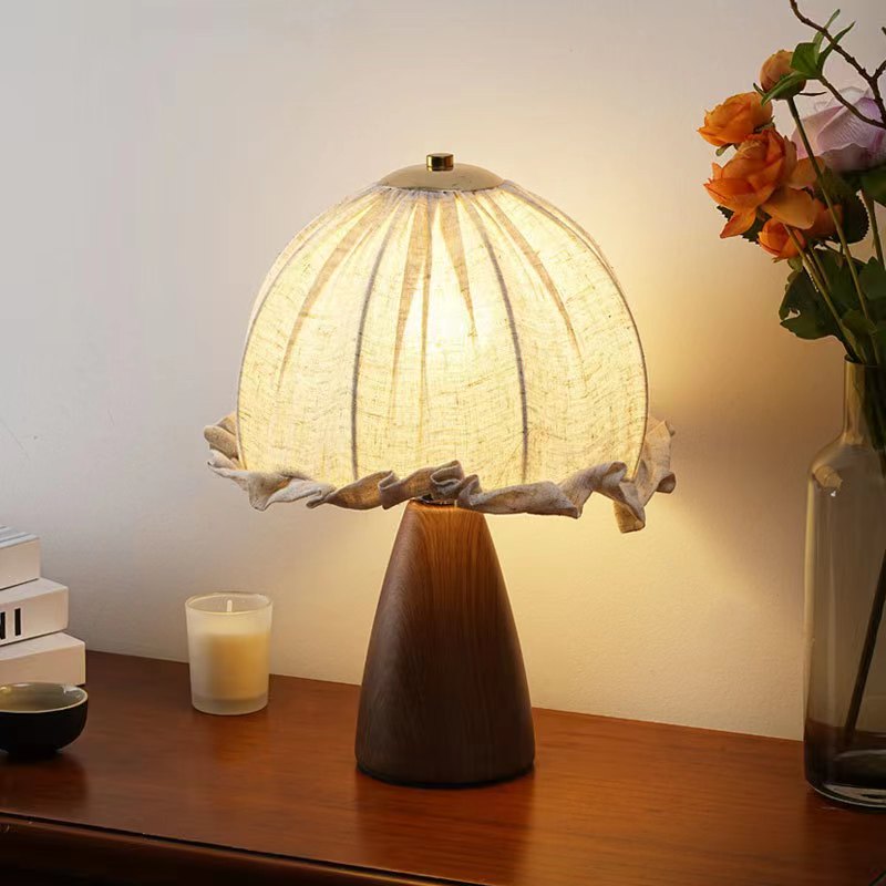 Retro Rustic Walnut Ceramic Table Lamp