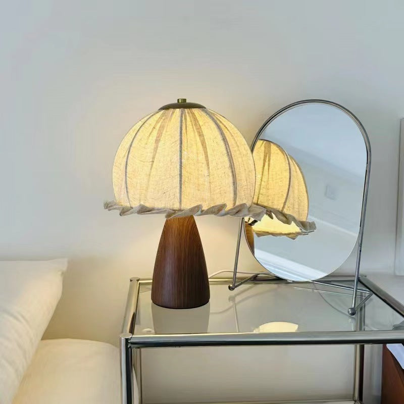 Retro Rustic Walnut Ceramic Table Lamp
