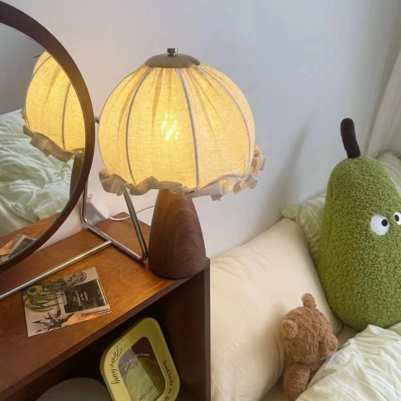 Retro Rustic Walnut Ceramic Table Lamp