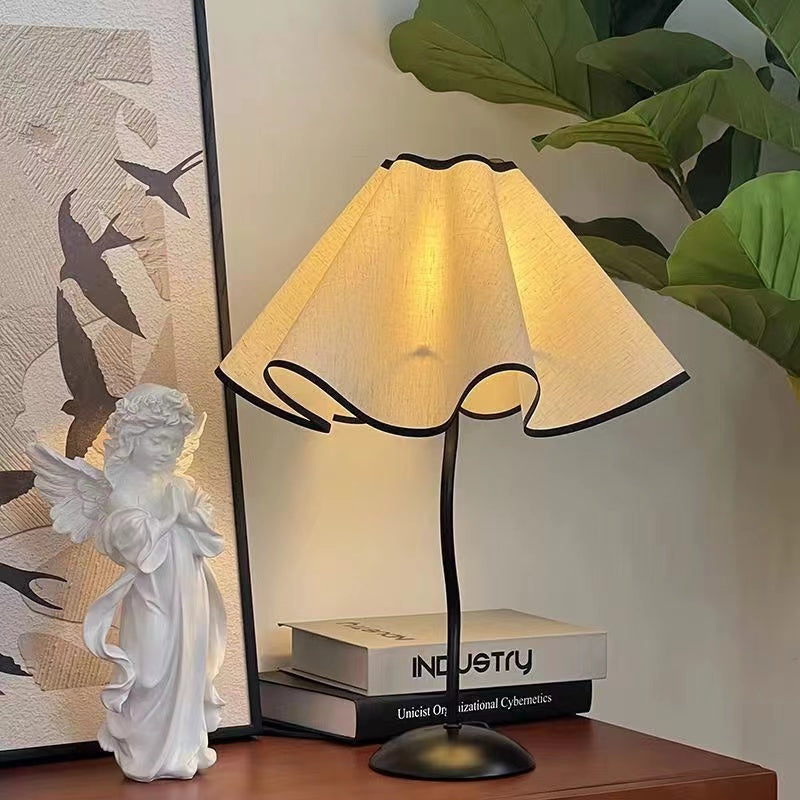 Modern Fabric Art Deco Black Table Lamp