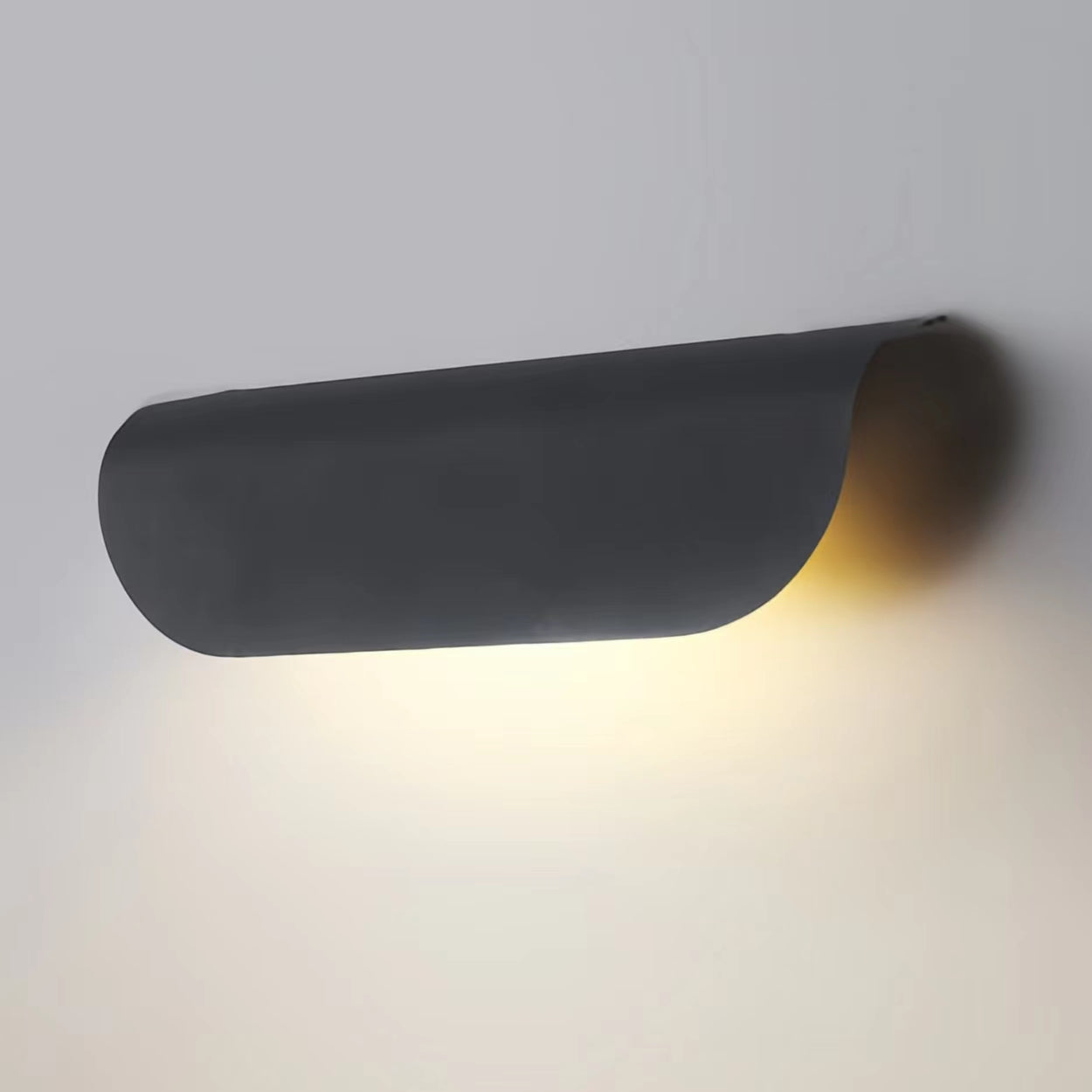 Modern Waterproof LED Outdoor Wall Light