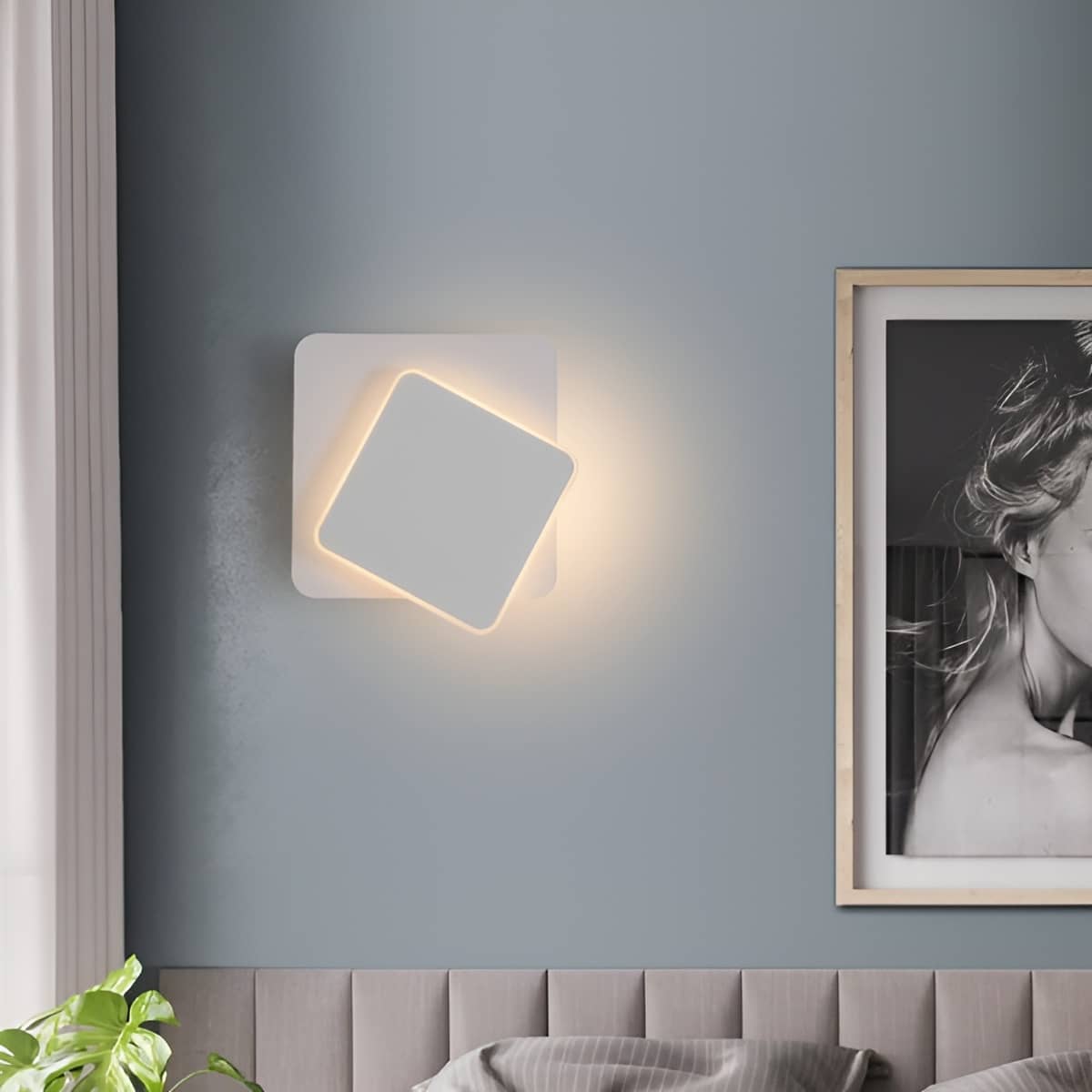Minimalist Rotatable LED Wall Lamp for Modern Interiors