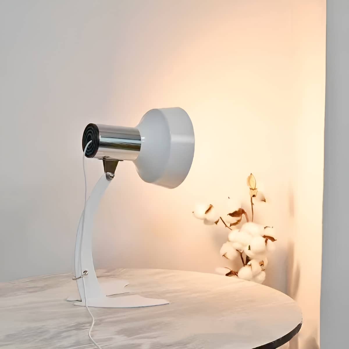 Industrial Fish Tail Arch Metal Table Lamp