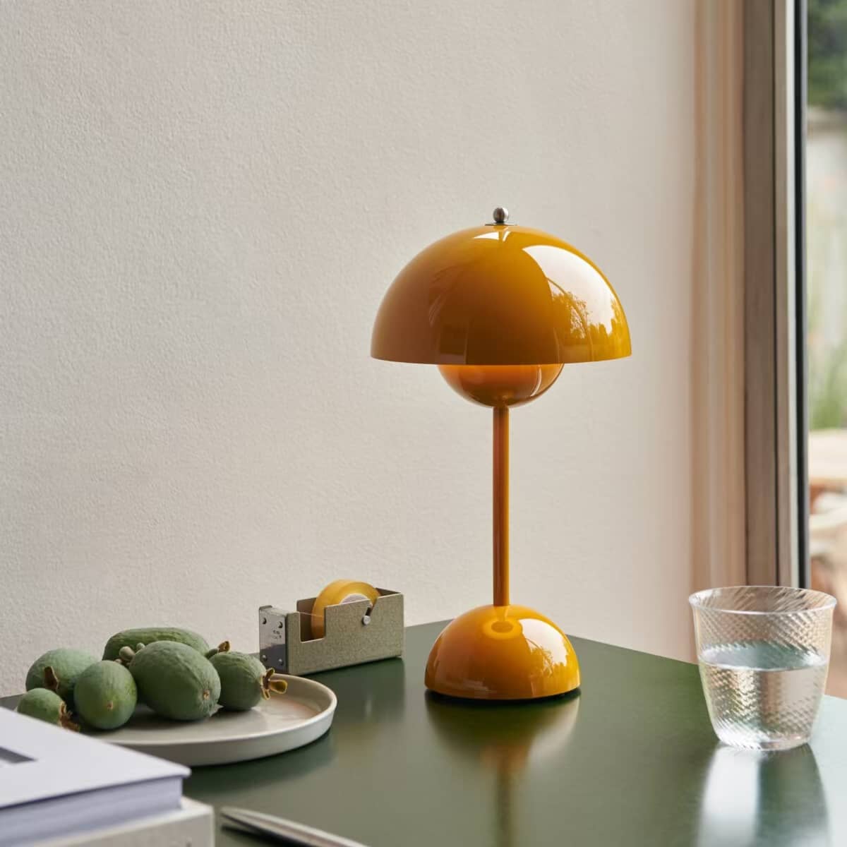 Scandinavian Minimalist Flowerpot Rechargeable Table Lamp