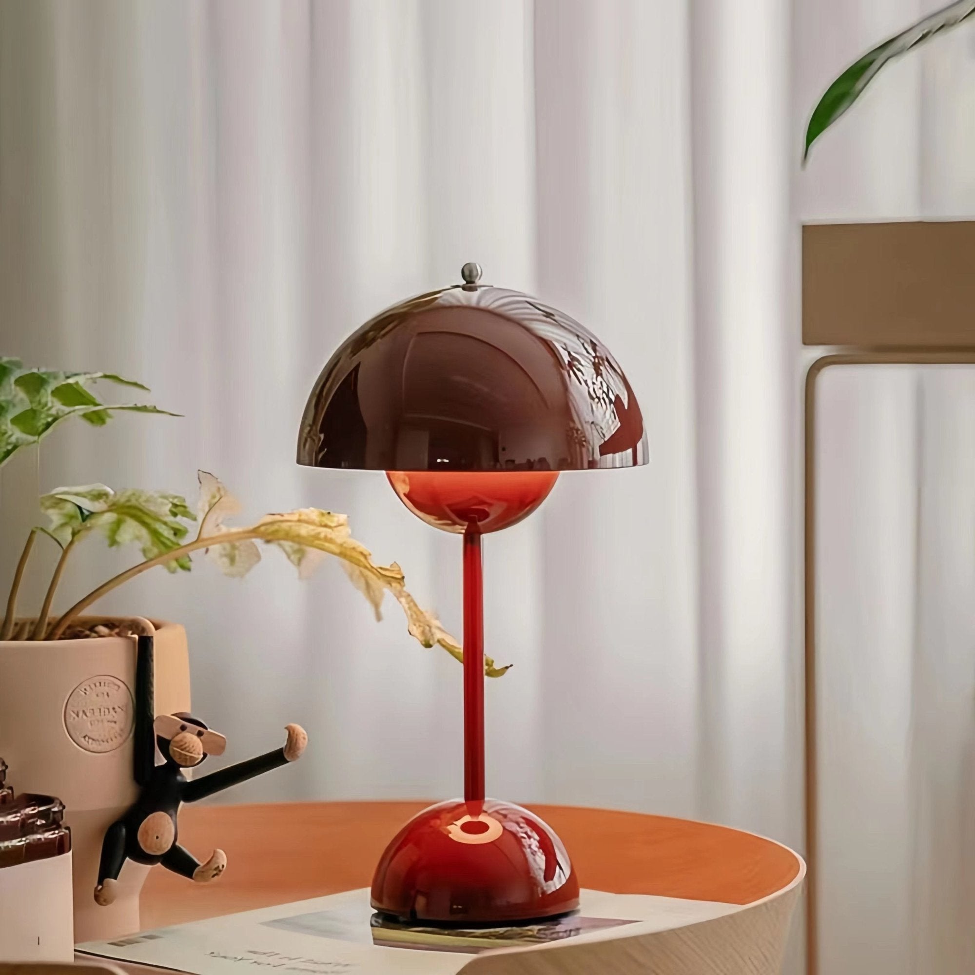 Scandinavian Minimalist Flowerpot Rechargeable Table Lamp