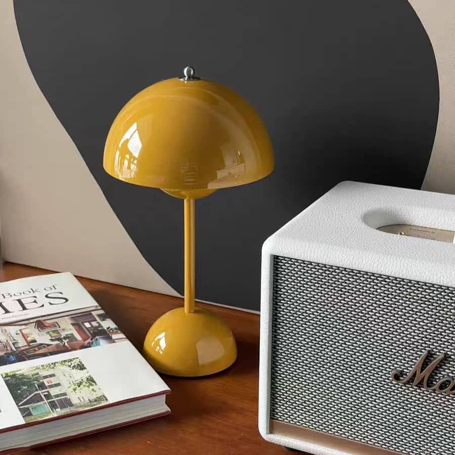 Scandinavian Minimalist Flowerpot Rechargeable Table Lamp