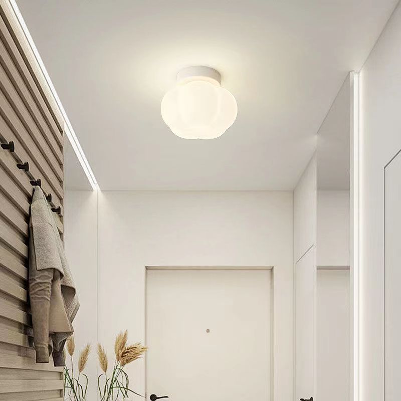 Nordic White Crown Cloud Ceiling Light