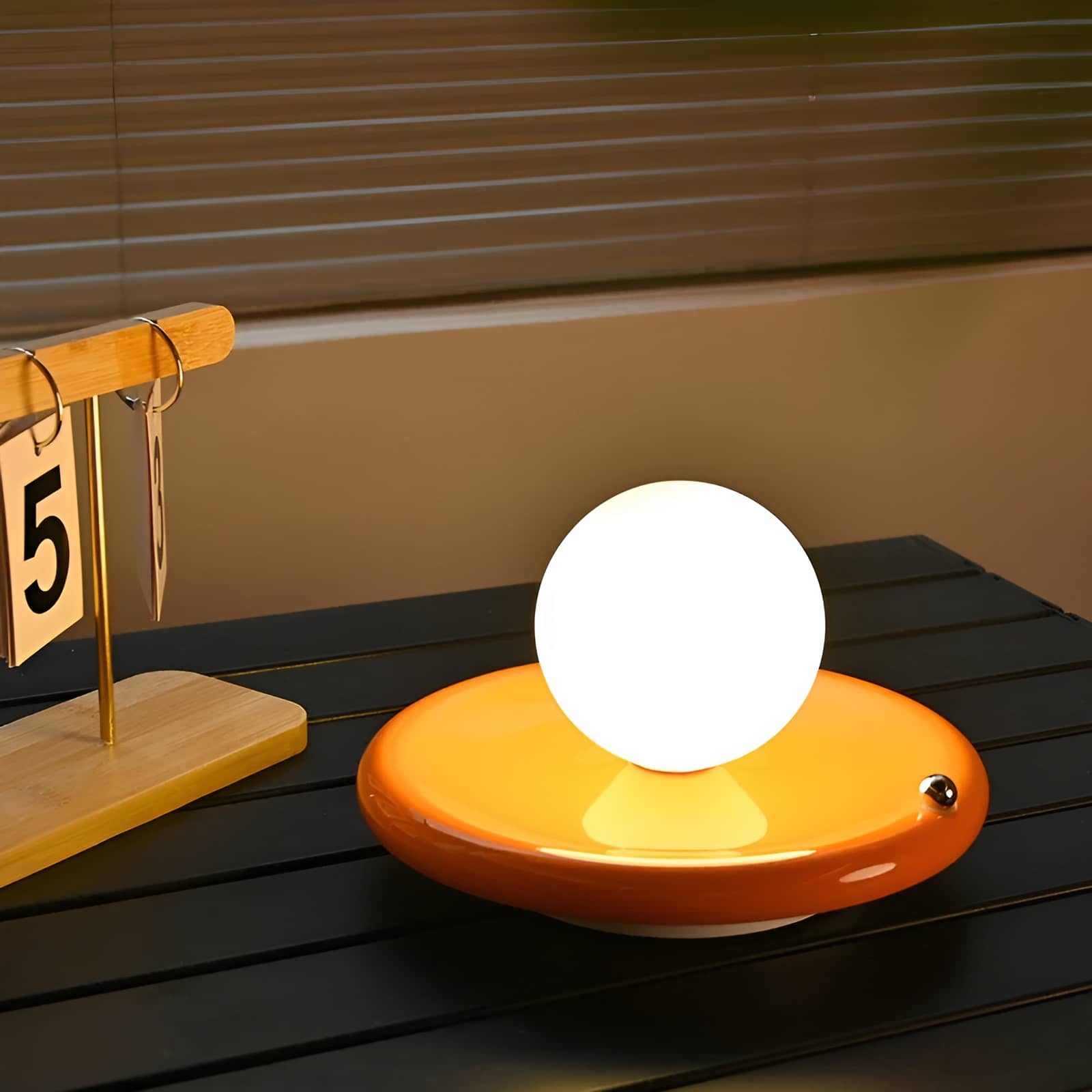 Rechargeable Iron Glass Spherical Table Lamp