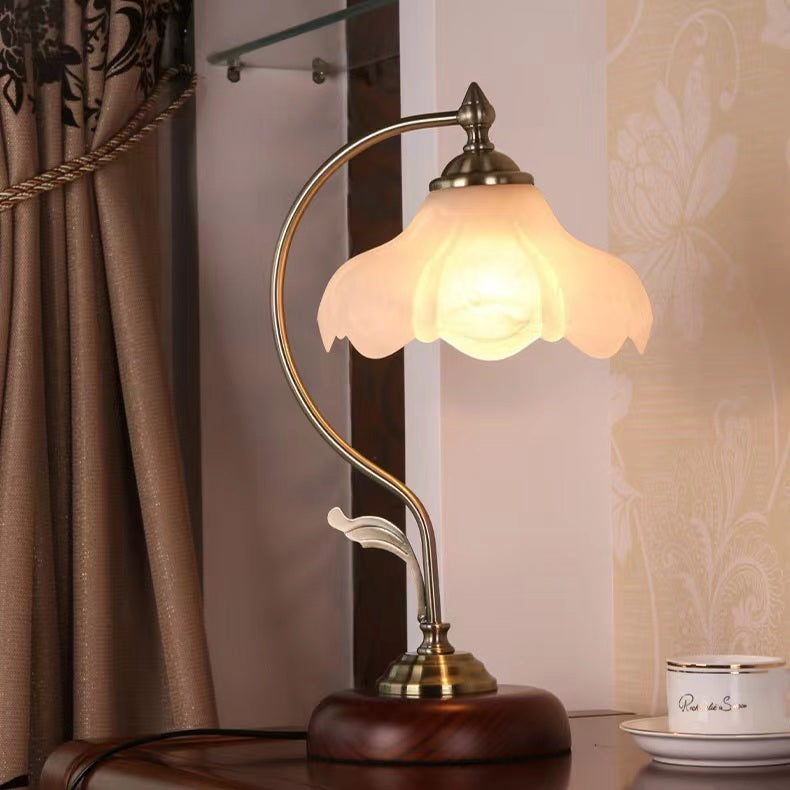 Antique Classic Glass Flower Table Lamp