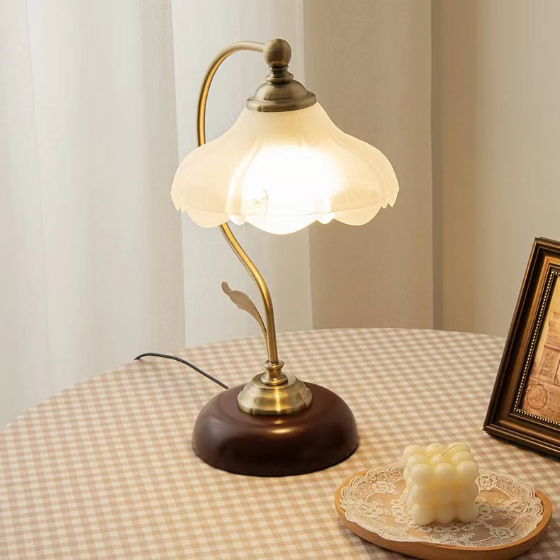 Antique Classic Glass Flower Table Lamp