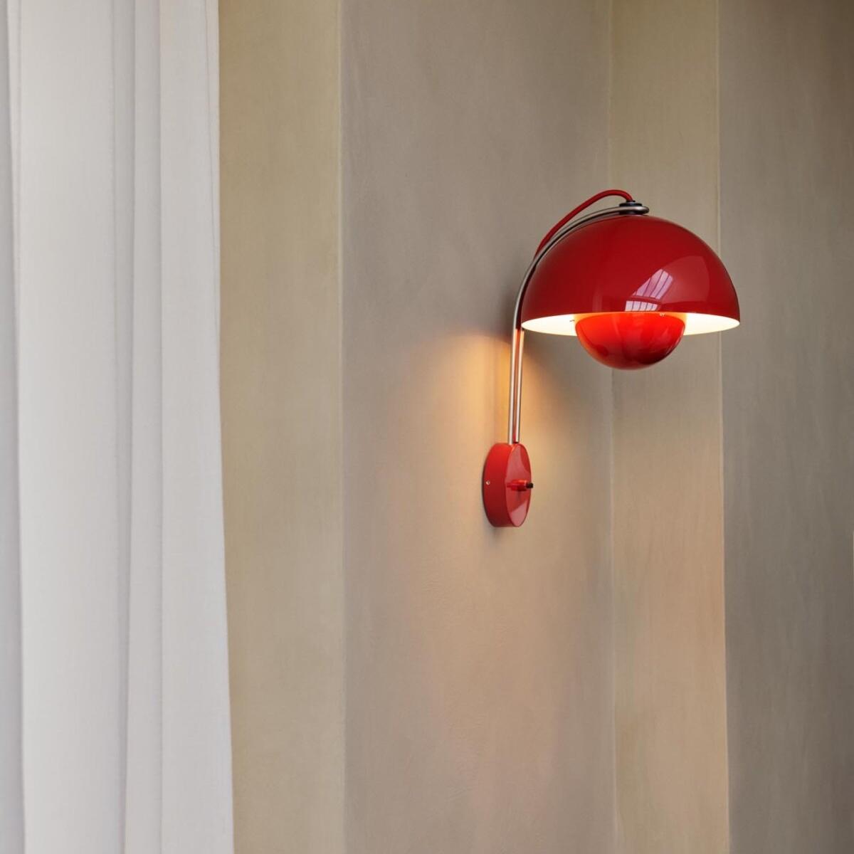 Flowerpot Scandinavian Wall Light for Bedroom