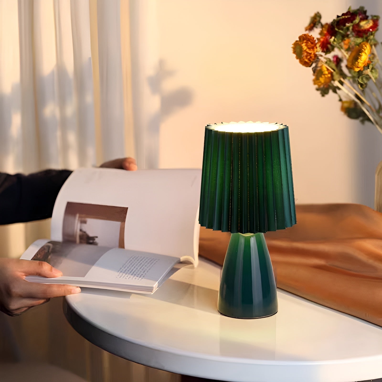 Scandinavian Style Pleated Small Glass Table Lamp