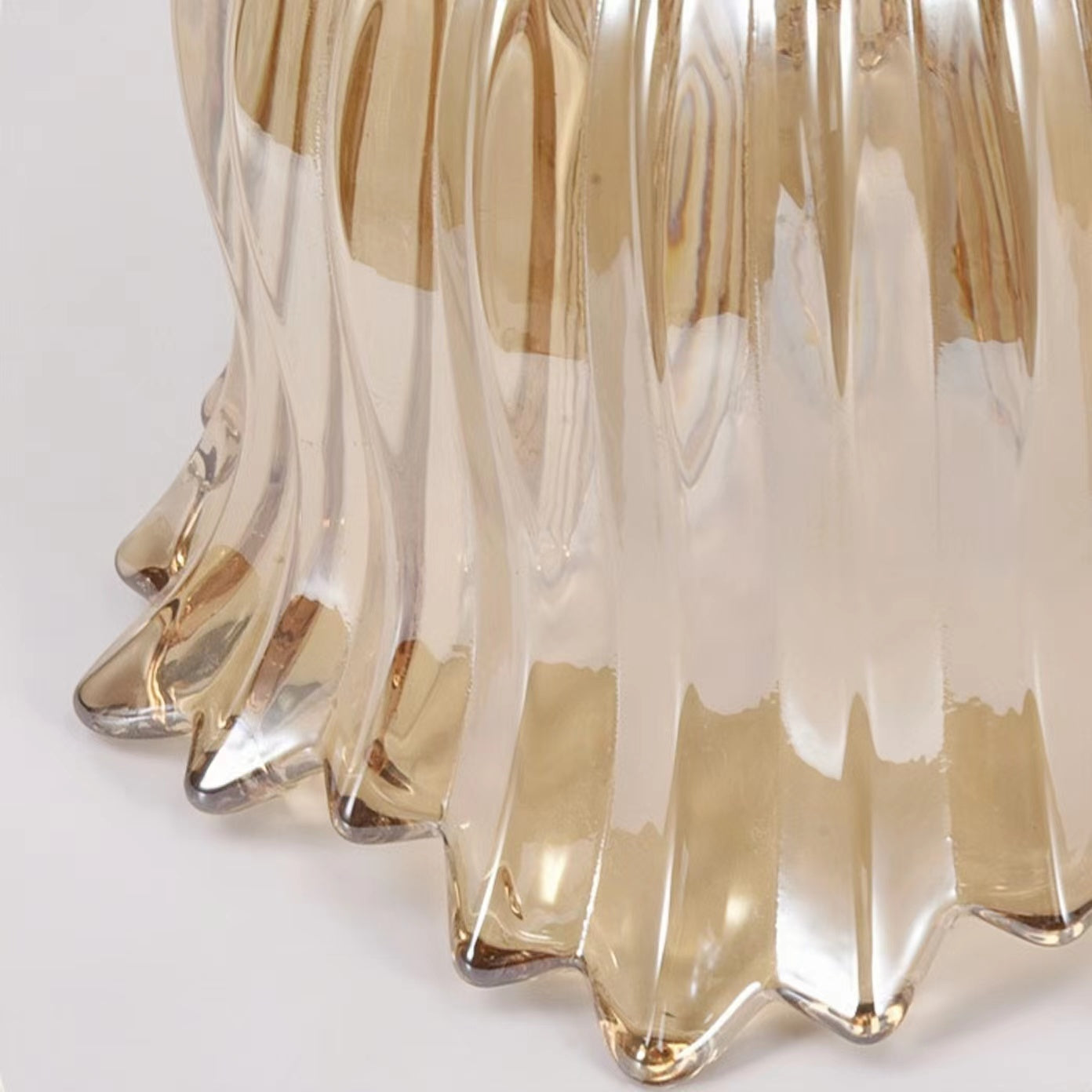 Classic Gold Arm Flower Wall Light