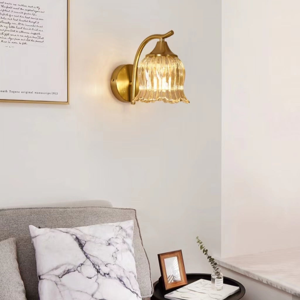 Classic Gold Arm Flower Wall Light