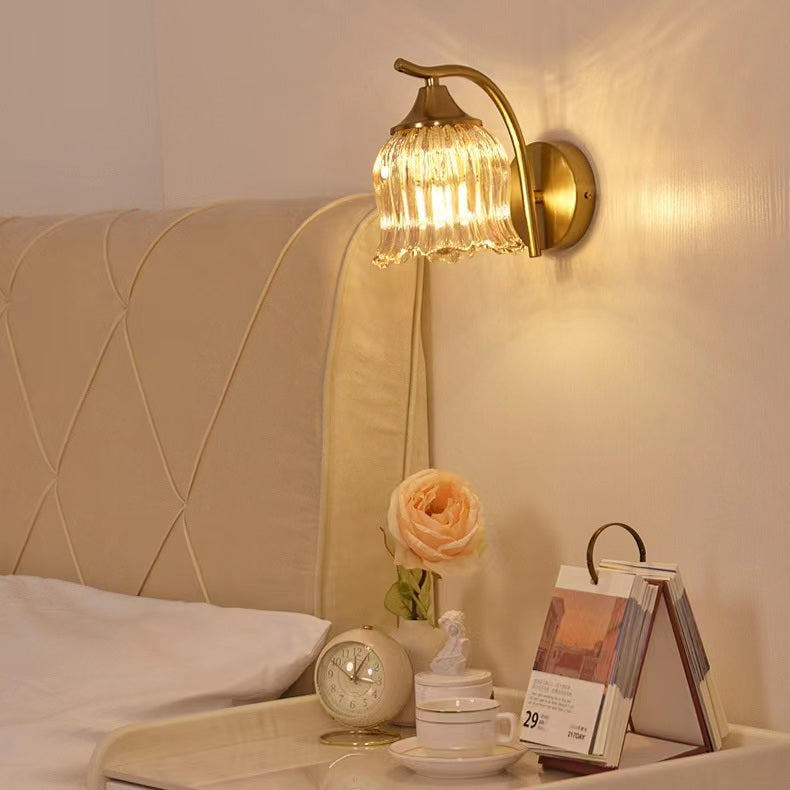 Classic Gold Arm Flower Wall Light