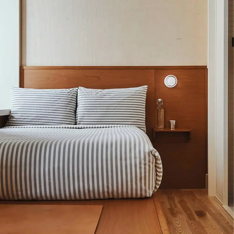 Round Acrylic Nordic LED Wall Light