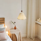 Suspension minimaliste en tissu blanc crème