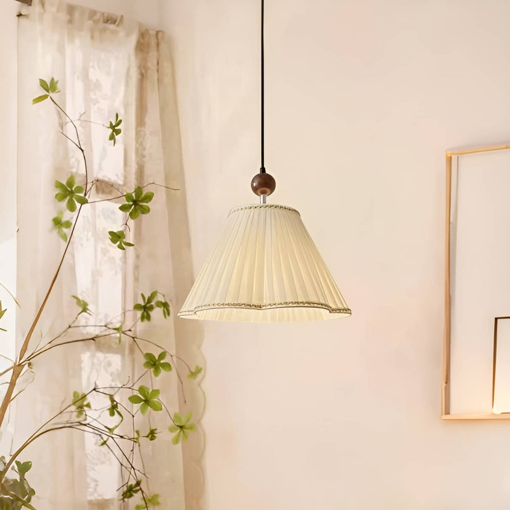 Suspension minimaliste en tissu blanc crème