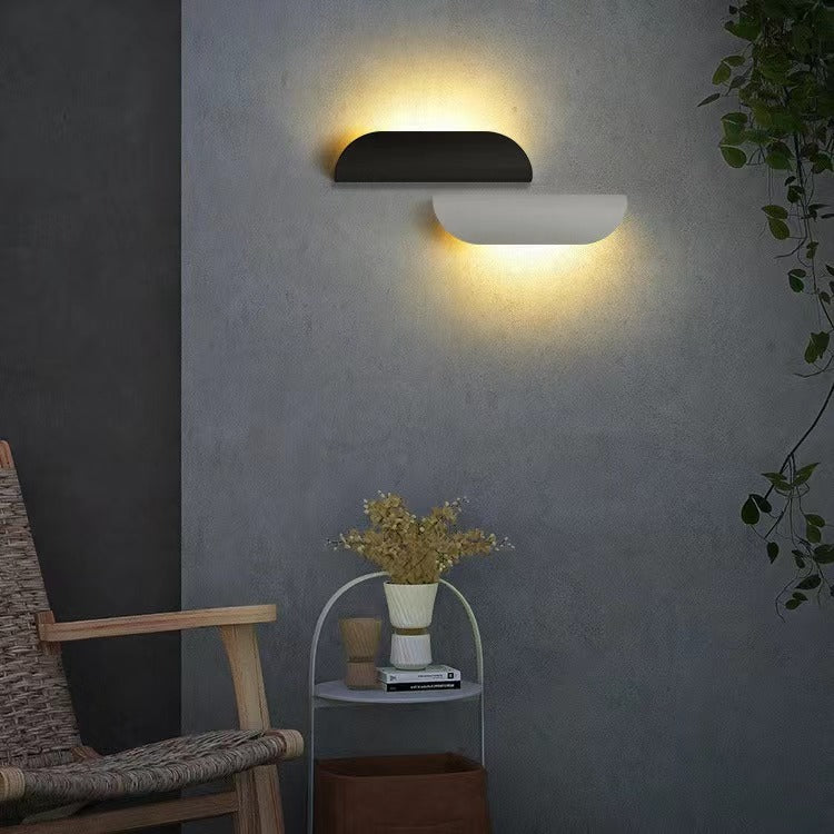 Modern Waterproof LED Outdoor Wall Light