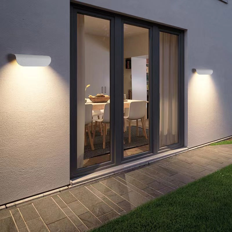Modern Waterproof LED Outdoor Wall Light