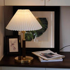 Retro Traditional Pleated Fabric Table Lamp