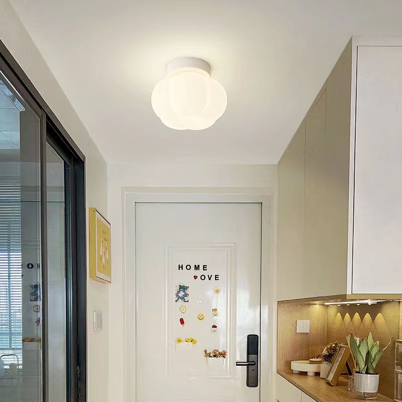Nordic White Crown Cloud Ceiling Light