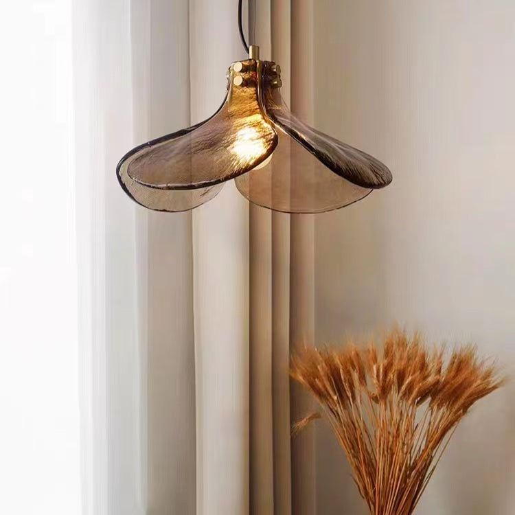 Artistic Flower Amber Glass Pendant Light