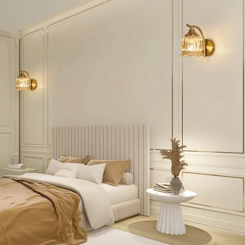 Classic Gold Arm Flower Wall Light