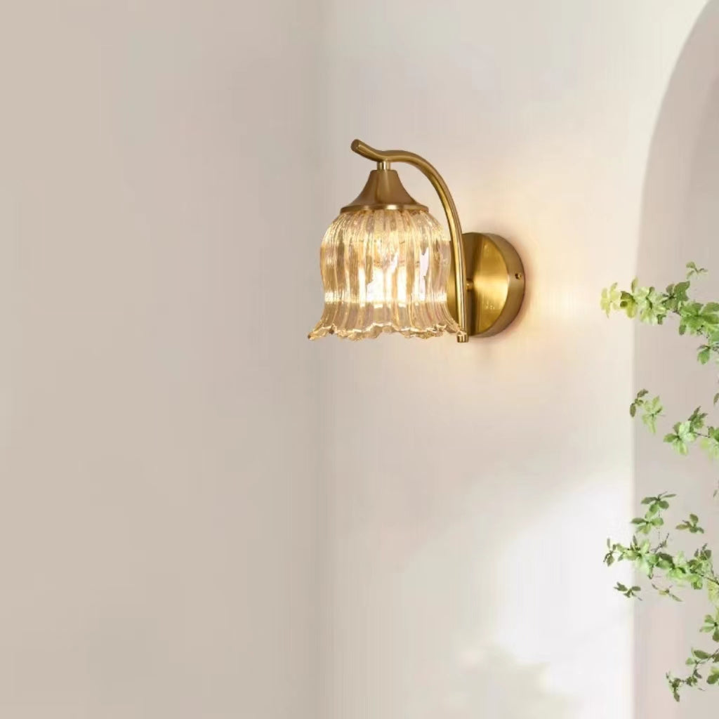 Classic Gold Arm Flower Wall Light